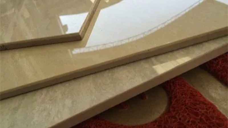 防滑系数是衡量瓷砖防滑性能的另一个重要指标。测试方法如下：